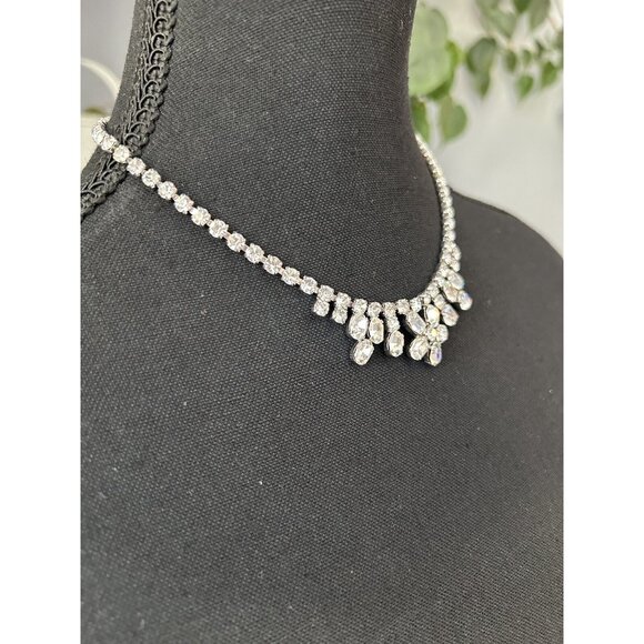 Vintage Austrian Crystal Clear Rhinestone Necklace Flowers Made In Austria - Picture 6 of 8